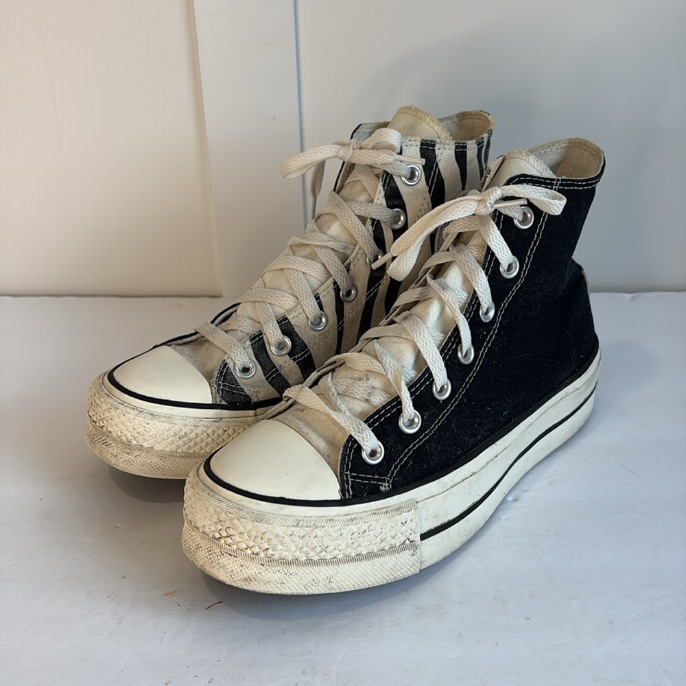 Converse Twisted Black and Zebra Print Plaform Hightops - Picture 3 of 16